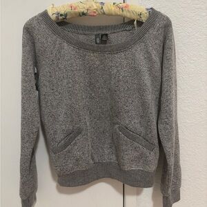 Gray Women's dazzle dazzle crop sweatshirt medium NWOT